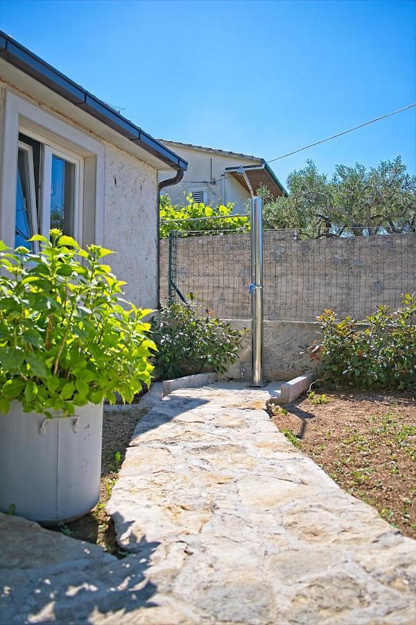 Apartman Nikica Postira Exteriér fotografie