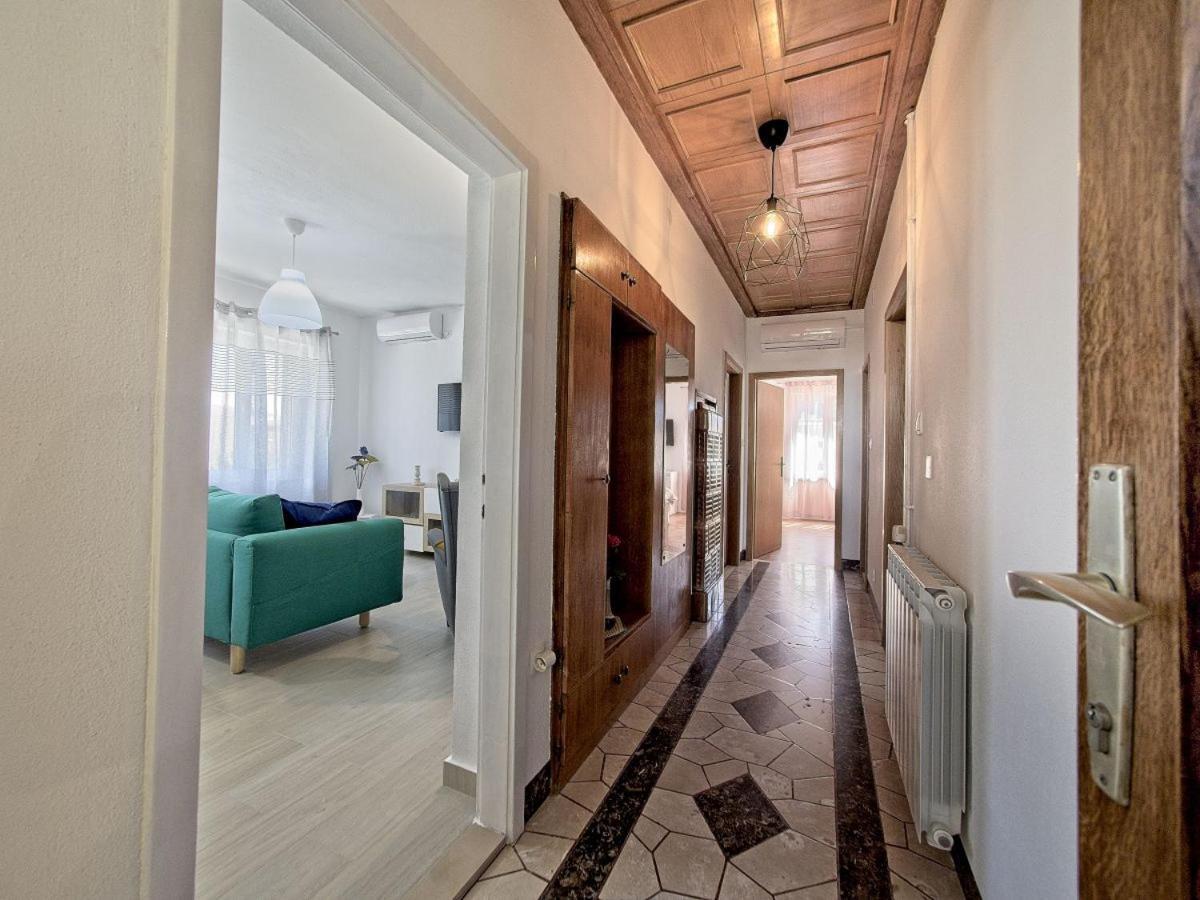 Apartman Nikica Postira Exteriér fotografie