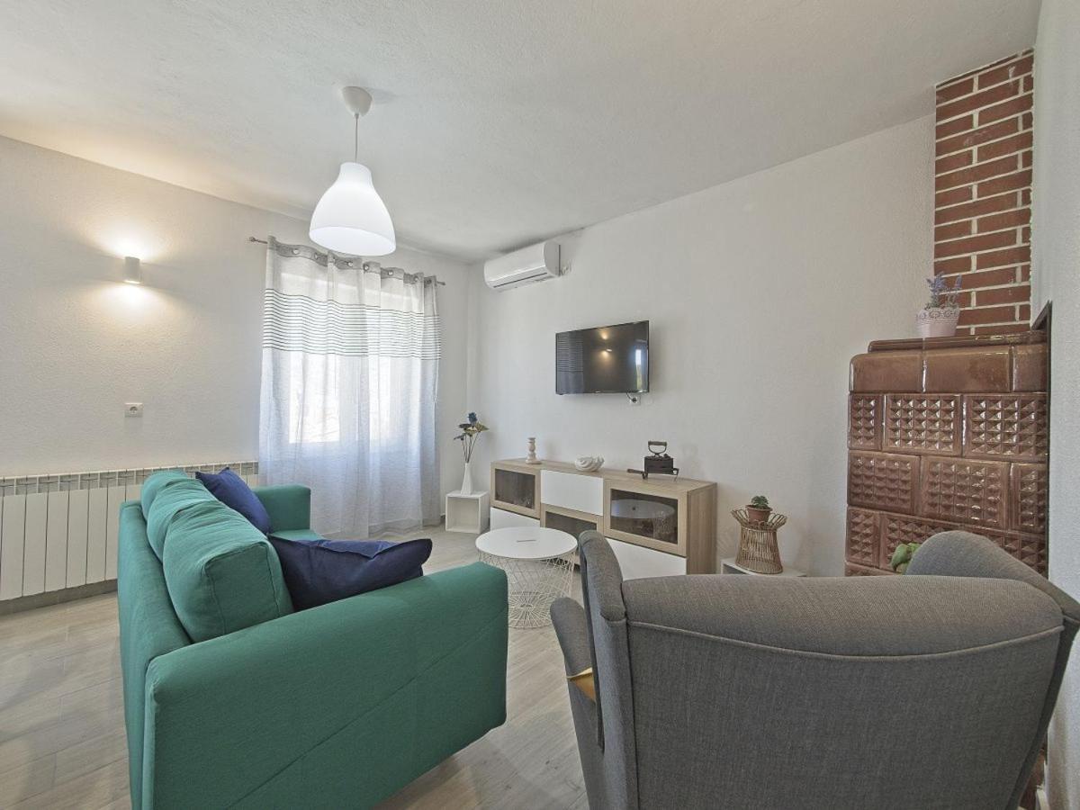 Apartman Nikica Postira Exteriér fotografie